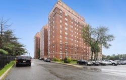 70 S Munn Ave, East Orange City, NJ 07018-4300