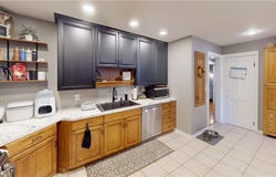 205 Oakland Ave, Twp of But SW, PA 16001
