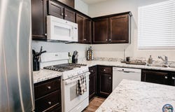 2704 Meadowbrook Dr, Imperial, CA 92251