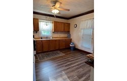 385 N 5th Street, Albion, IL 62806
