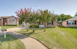 1516 Windy Meadows Drive, Burleson, TX 76028