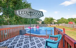 1001 Travitine, Loganville, GA 30052