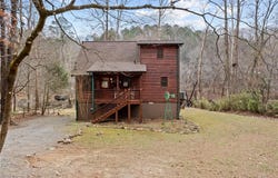 823 Centergate Drive, Ellijay, GA 30540
