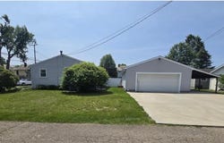 416 2nd Drive NE, New Philadelphia, OH 44663