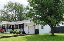 520 W Bourbon Street, Eldon, MO 65026