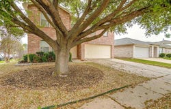 8701 Hunters Trail, Fort Worth, TX 76123