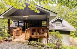 60 Mountain Page Road, Saluda, NC 28773