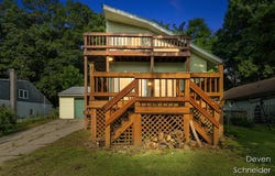 65 Sundago Park Street, Hastings, MI 49058