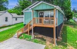 1002 Watercrest Street, Morristown, TN 37814