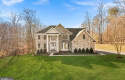 8138 RONDELAY Lane, FAIRFAX STATION, VA 22039