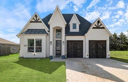 313 Kelcey Court, Trenton, TX 75490