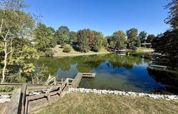 636 LINDEN Point, Petersburg, IL 62675