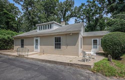 49209 Howard Avenue, New Buffalo, MI 49117