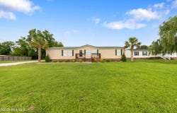 119 Life Boulevard, Richlands, NC 28574