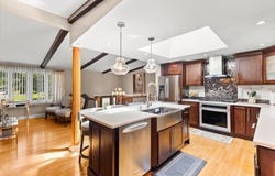 197 Candy Ln, Brockton, MA 02301