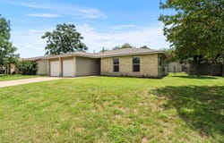 3915 Hillside DR, Round Rock, TX 78681
