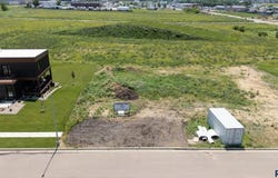 1805 E Wallin Cir, Sioux Falls, SD 57104