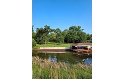106 Stonewall Drive, Streetman, TX 75859