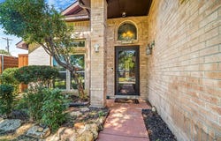 3301 Cathedral Drive, Grand Prairie, TX 75052