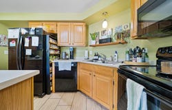 6 Lindsay Road, Hooksett, NH 03106