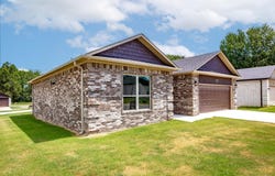 912 E Dell Vista Cove, Cabot, AR 72023