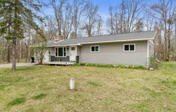 6830 Elmwood, Indian River, MI 49749