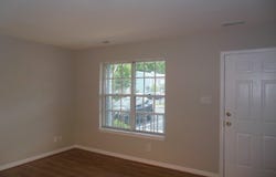 102 Arlington Square, Ashland, VA 23005