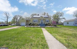332 S FELLOWSHIP Road, MAPLE SHADE, NJ 08052