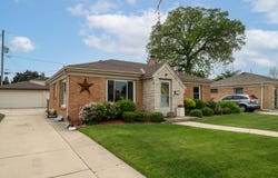 727 Lombard Ave, Racine, WI 53402