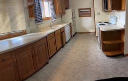 740  W 9th, Winner, SD 57580