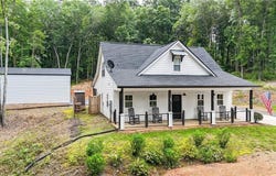92 Autumn Path, Rockmart, GA 30153