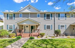 712 Stewart Avenue, Saint Paul, MN 55102