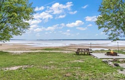 8321 Garth Point 25.25, Rapid River, MI 49878