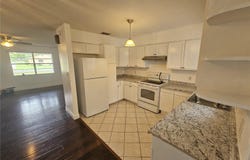 26 LAKE COURT LOOP, OCALA, FL 34472
