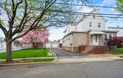 125 Terrace Ave, Lodi Boro, NJ 07644-2904