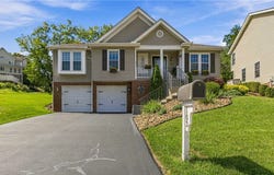 103 Oakbrook Cir, Banksville/Westwood, PA 15220