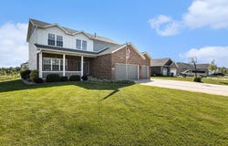 524 Scenic View Avenue, Valparaiso, IN 46385
