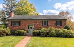 1029 RIDGEMONT DR, STAUNTON, VA 24401