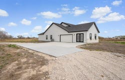 12706 County Road 1394, SINTON, TX 78387