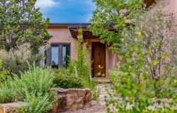 128 Outlaw Trail, Taos, NM 87557