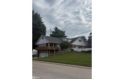 1748 Quint Avenue, Carroll, IA 51401