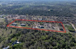 194 Williams Ln, Cedar Creek, TX 78612