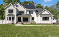 26 Mary Ellen Drive, Edison, NJ 08820