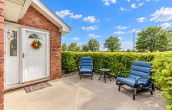 1048 N Woodlawn Avenue, Griffith, IN 46319