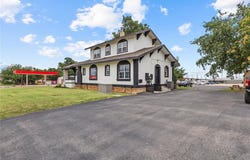221 N State Street, Weatherford, OK 73096