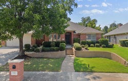 3809 Woodside Drive, Arlington, TX 76016