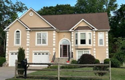 302 FOREST Avenue, COLONIAL BEACH, VA 22443