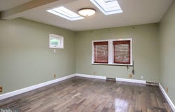 911 NIXON DRIVE, MECHANICSBURG, PA 17055
