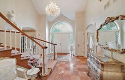 955 Killarney Drive, Dyer, IN 46311