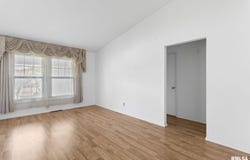 2924 Flowerbrook Court, Springfield, IL 62702